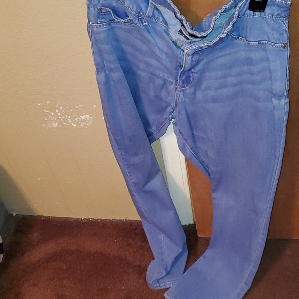 Skinny jeans